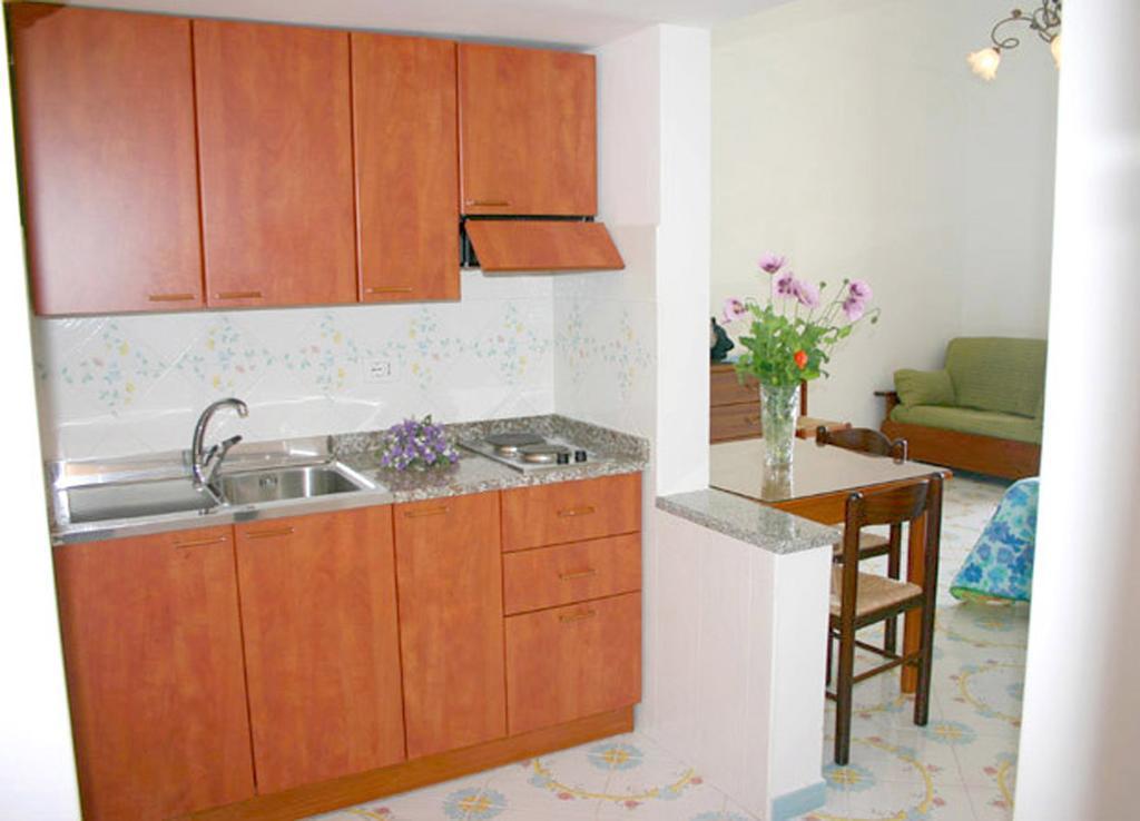 Ludovica Apartment Type B Positano Szoba fotó